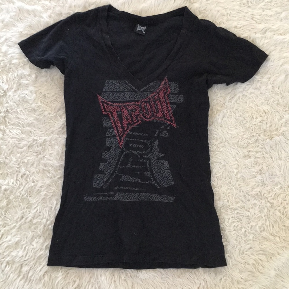 Tap out graphic tee
